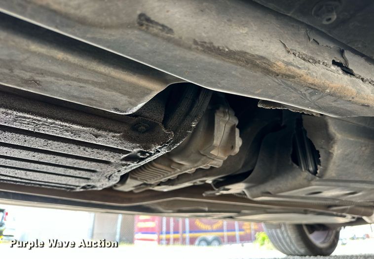 image for item DW8670 2011 BMW X5 SUV