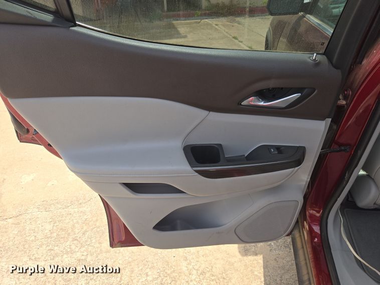 image for item DW8672 2018 GMC Acadia SUV