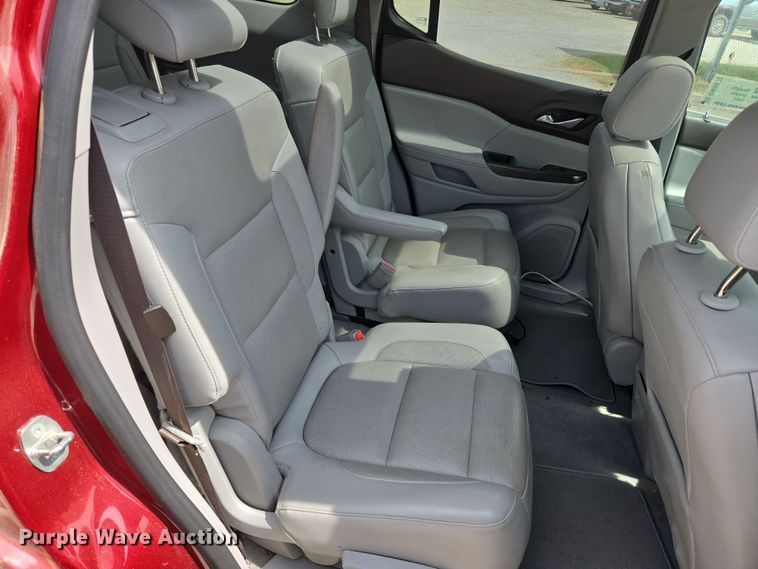 image for item DW8672 2018 GMC Acadia SUV