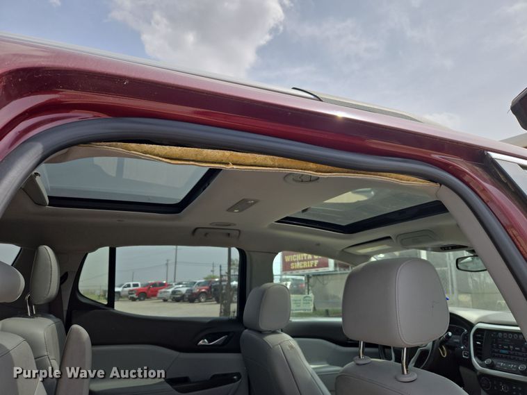 image for item DW8672 2018 GMC Acadia SUV