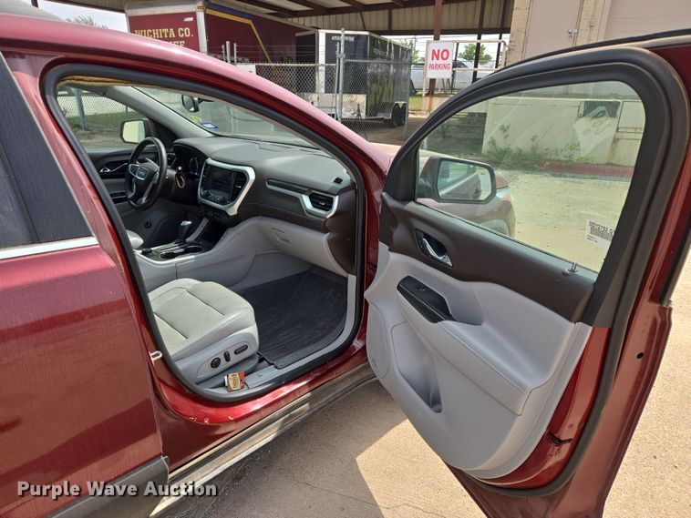 image for item DW8672 2018 GMC Acadia SUV