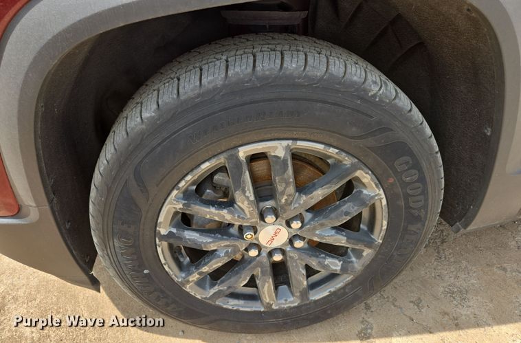 image for item DW8672 2018 GMC Acadia SUV