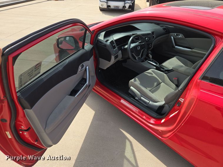 image for item DW8673 2012 Honda Civic 