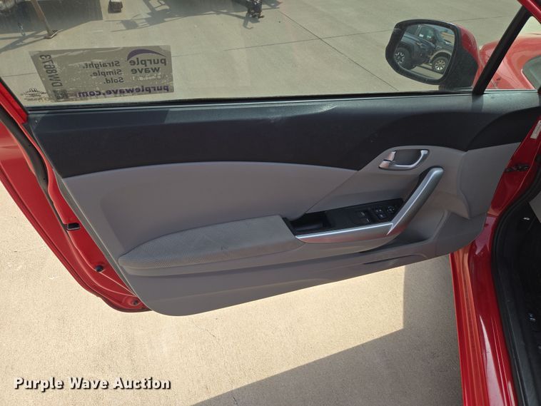 image for item DW8673 2012 Honda Civic 