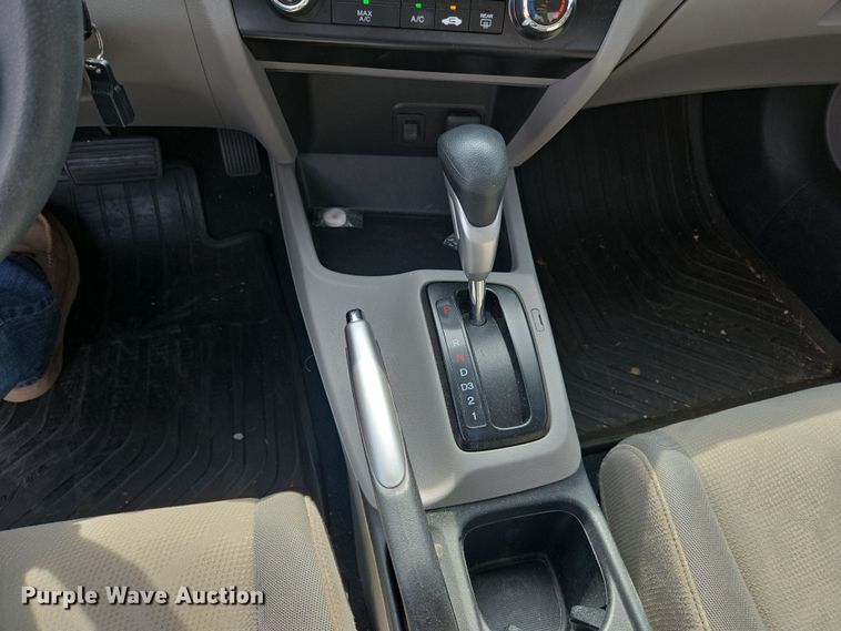 image for item DW8673 2012 Honda Civic 