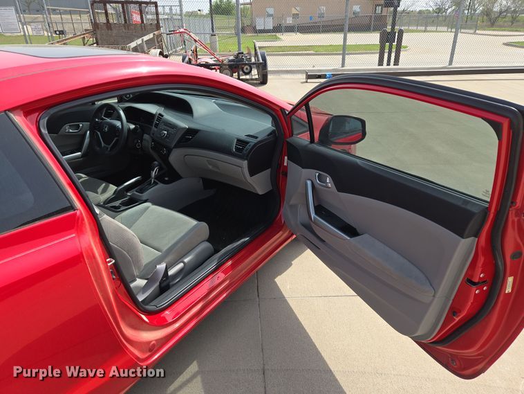 image for item DW8673 2012 Honda Civic 