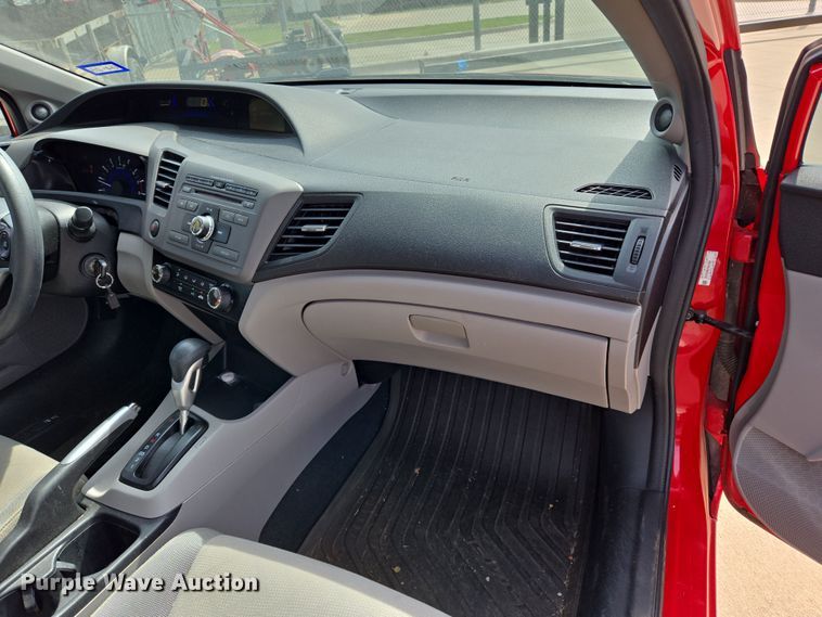 image for item DW8673 2012 Honda Civic 