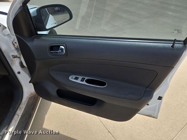 image for item DW8675 2010 Chevrolet Cobalt 