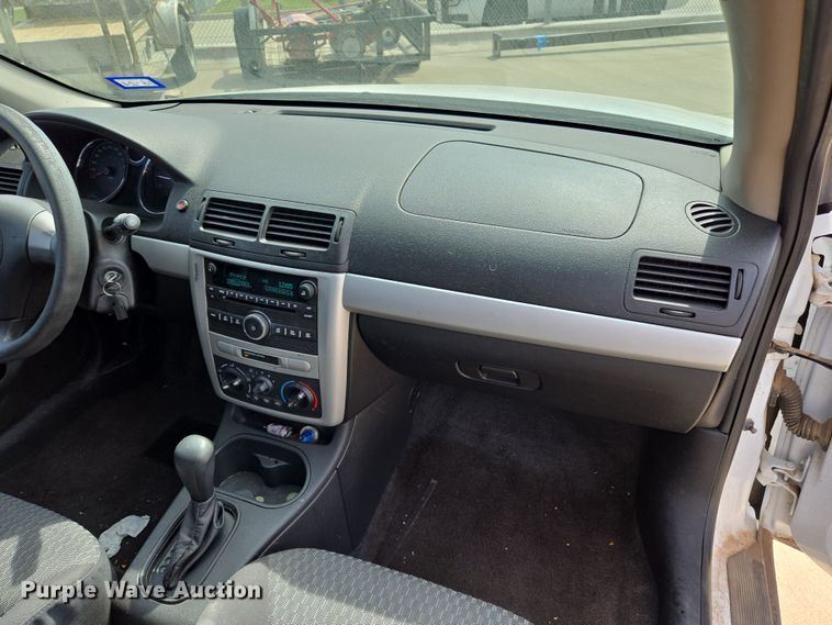 image for item DW8675 2010 Chevrolet Cobalt 