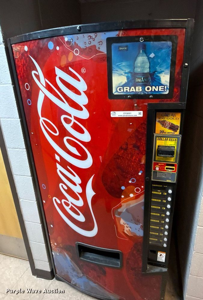 image for item DY8001 Dixie Narco DN-501 CC vending machine