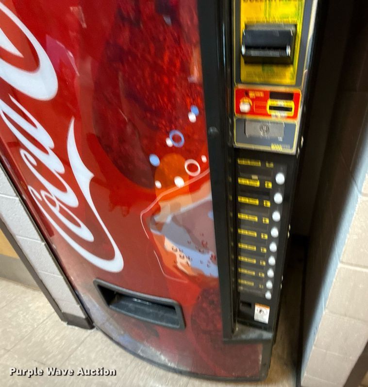 image for item DY8001 Dixie Narco DN-501 CC vending machine