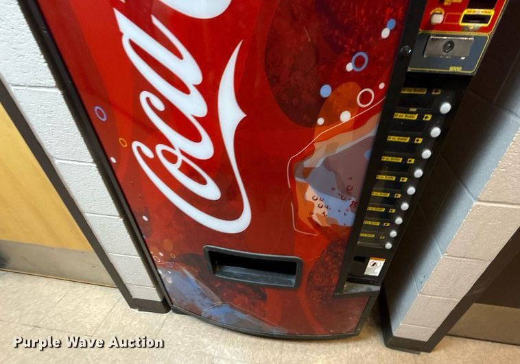 image for item DY8001 Dixie Narco DN-501 CC vending machine