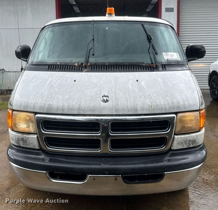 image for item EC3505 2002 Dodge Ram Wagon 3500 van