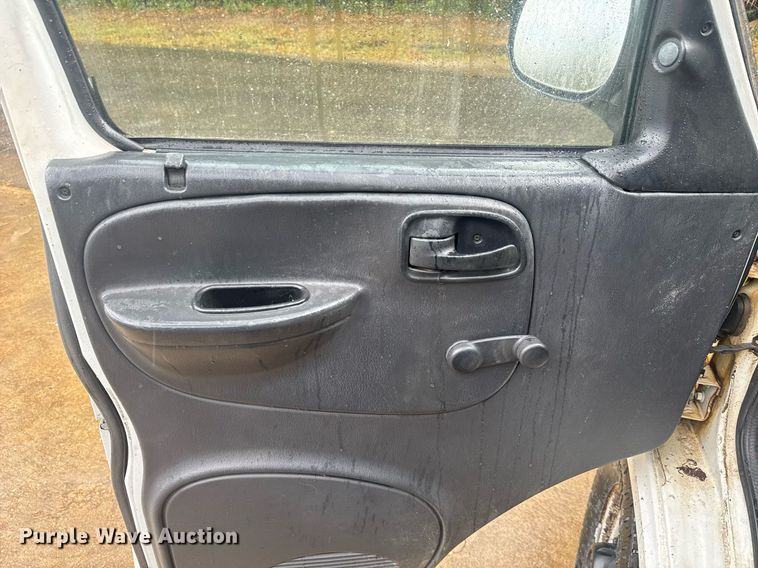 image for item EC3505 2002 Dodge Ram Wagon 3500 van
