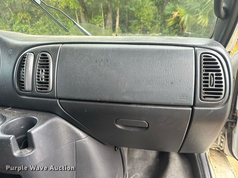 image for item EC3505 2002 Dodge Ram Wagon 3500 van