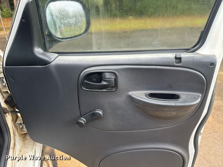 image for item EC3505 2002 Dodge Ram Wagon 3500 van