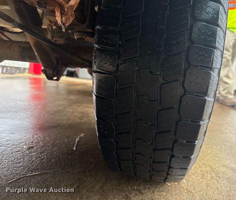 image for item EC3505 2002 Dodge Ram Wagon 3500 van