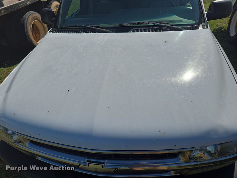 image for item ED2511 2001 Chevrolet Tahoe SUV