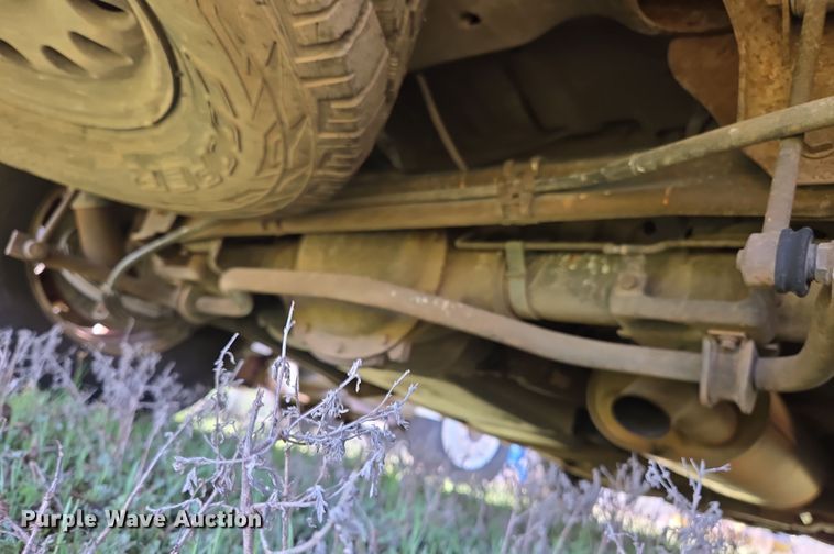 image for item ED2511 2001 Chevrolet Tahoe SUV