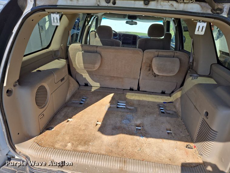 image for item ED2511 2001 Chevrolet Tahoe SUV