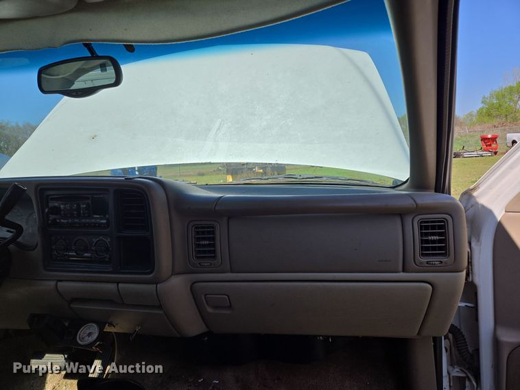 image for item ED2511 2001 Chevrolet Tahoe SUV