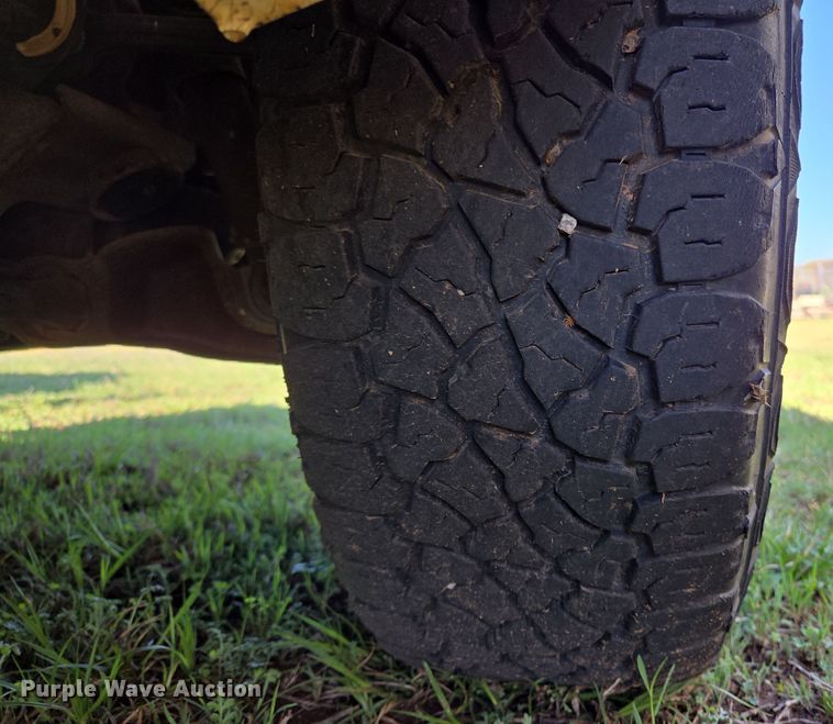 image for item ED2511 2001 Chevrolet Tahoe SUV