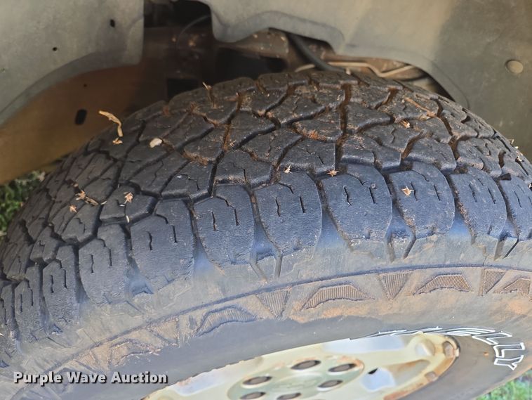 image for item ED2511 2001 Chevrolet Tahoe SUV