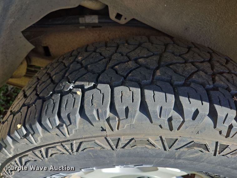 image for item ED2511 2001 Chevrolet Tahoe SUV