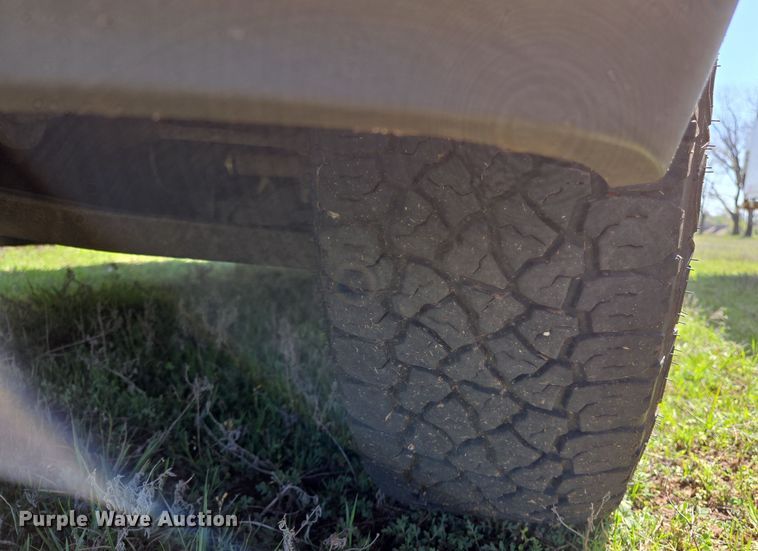 image for item ED2511 2001 Chevrolet Tahoe SUV