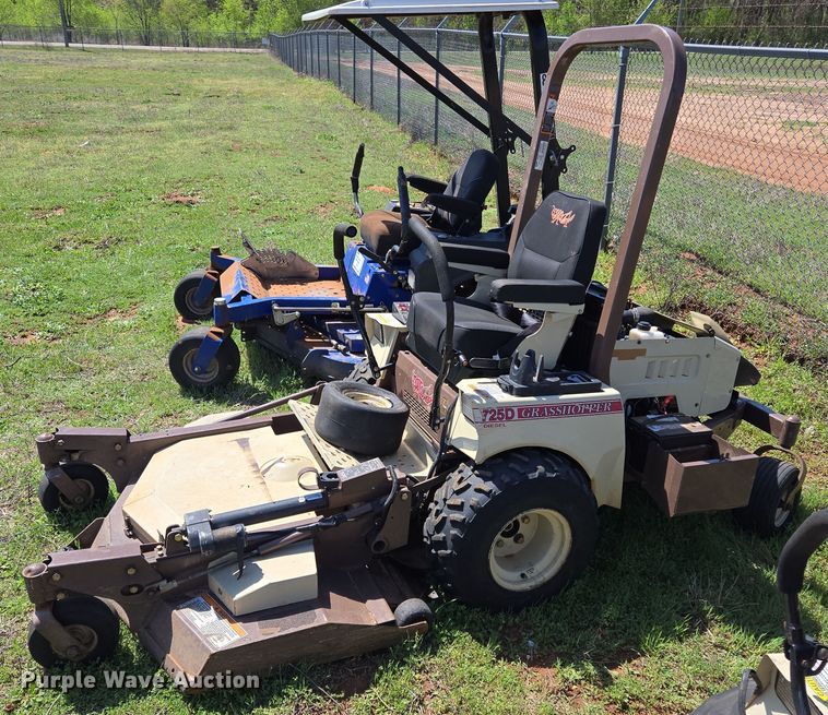 image for item ED2515 2013 Grasshopper 725D ZTR lawn mower