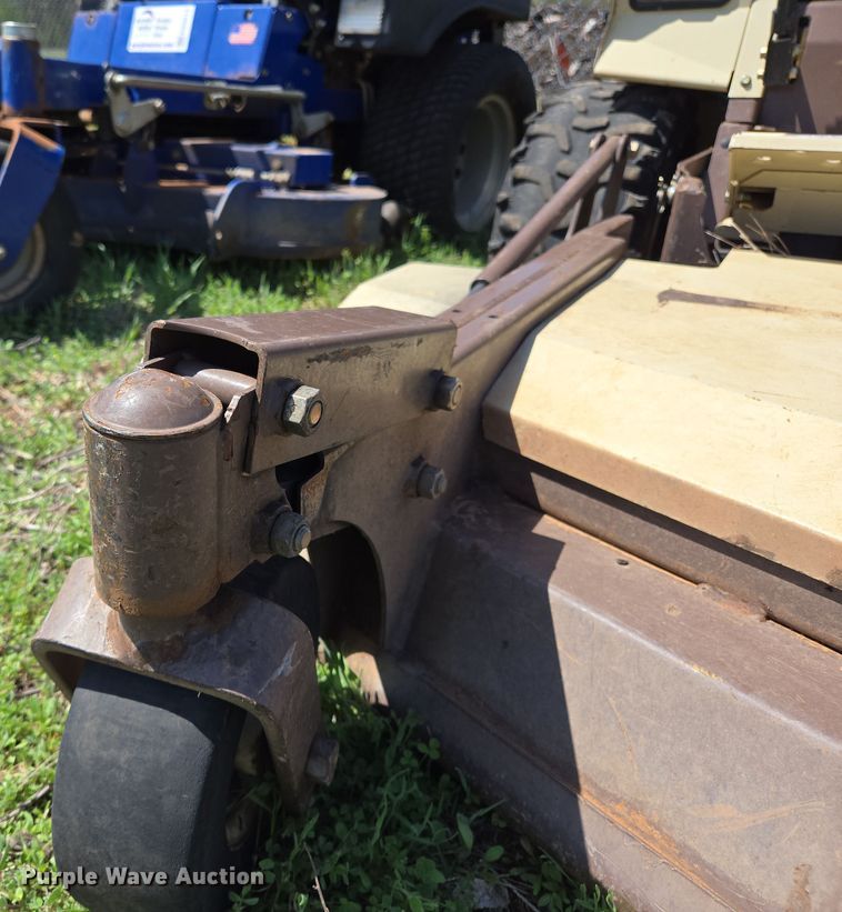 image for item ED2515 2013 Grasshopper 725D ZTR lawn mower