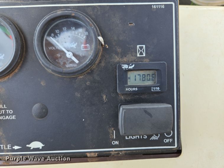 image for item ED2515 2013 Grasshopper 725D ZTR lawn mower