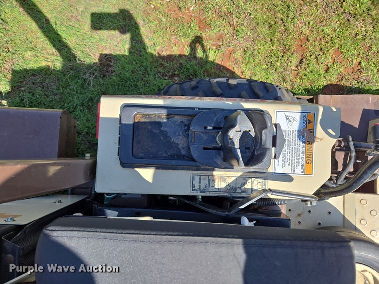 image for item ED2515 2013 Grasshopper 725D ZTR lawn mower