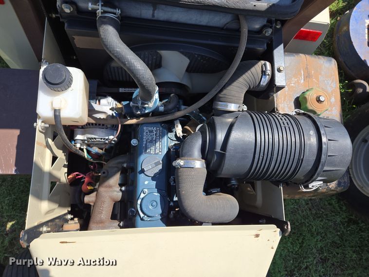 image for item ED2515 2013 Grasshopper 725D ZTR lawn mower