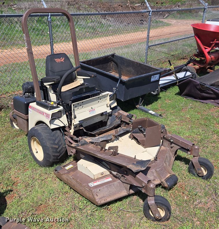 image for item ED2516 2013 Grasshopper 725D ZTR lawn mower