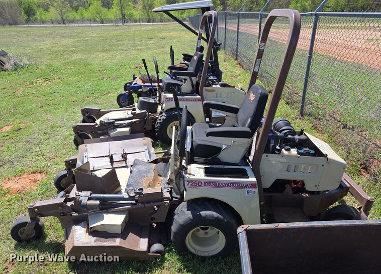 image for item ED2516 2013 Grasshopper 725D ZTR lawn mower