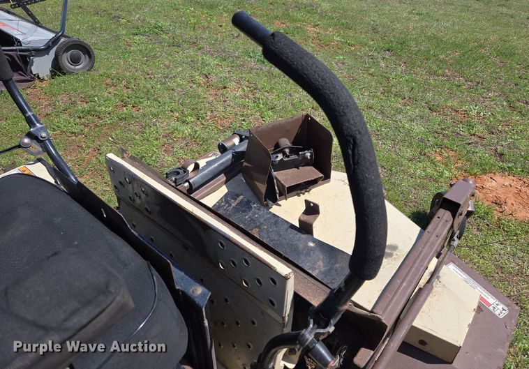 image for item ED2516 2013 Grasshopper 725D ZTR lawn mower