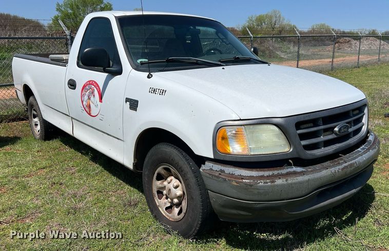 image for item ED2519 2002 Ford F150 pickup truck