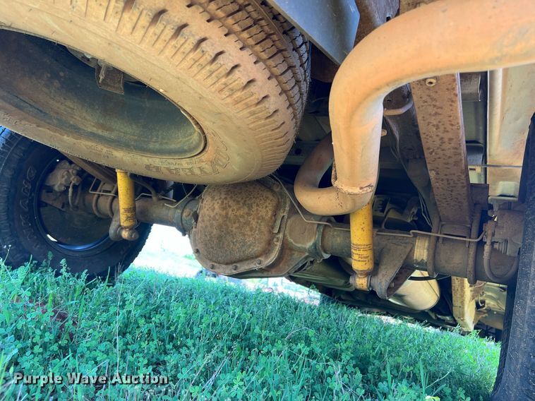 image for item ED2519 2002 Ford F150 pickup truck