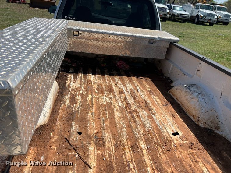 image for item ED2519 2002 Ford F150 pickup truck