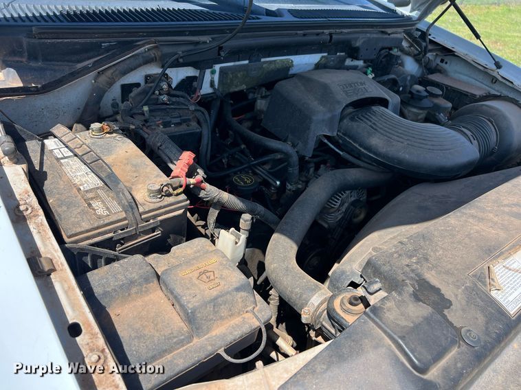 image for item ED2519 2002 Ford F150 pickup truck