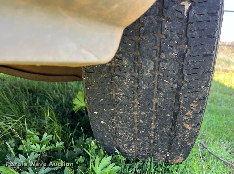 image for item ED2519 2002 Ford F150 pickup truck