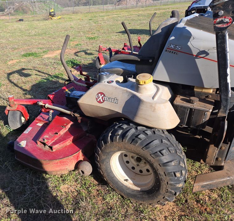 image for item ED2520 2006 Exmark  LXS25KD665 ZTR lawn mower