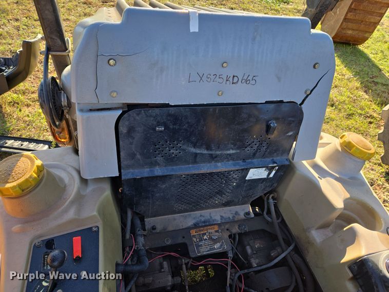 image for item ED2520 2006 Exmark  LXS25KD665 ZTR lawn mower