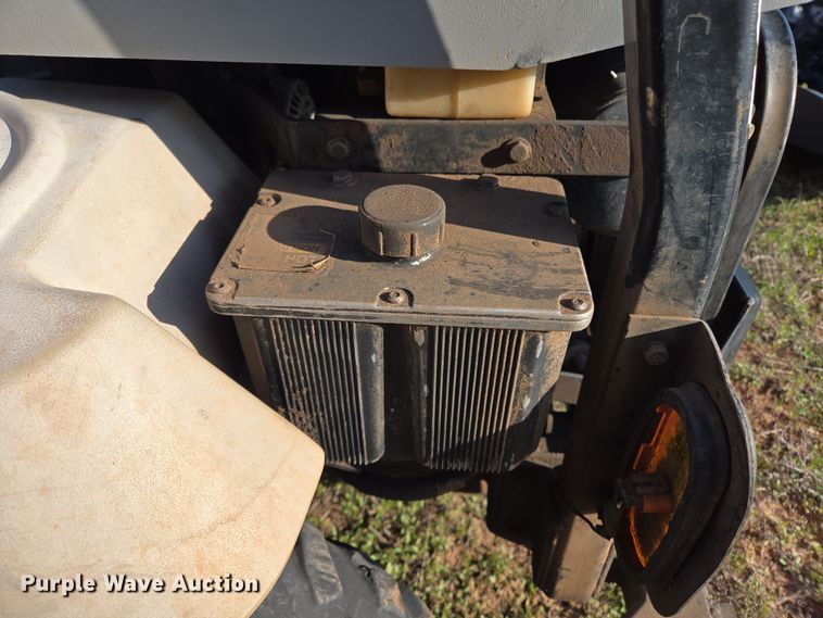 image for item ED2520 2006 Exmark  LXS25KD665 ZTR lawn mower