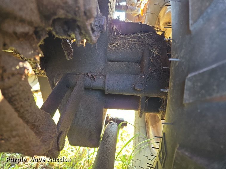 image for item ED2520 2006 Exmark  LXS25KD665 ZTR lawn mower