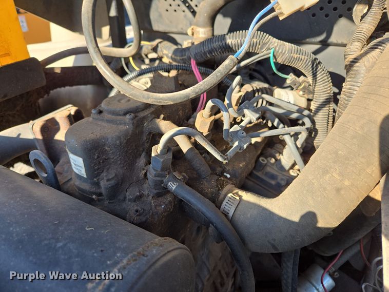 image for item ED2520 2006 Exmark  LXS25KD665 ZTR lawn mower