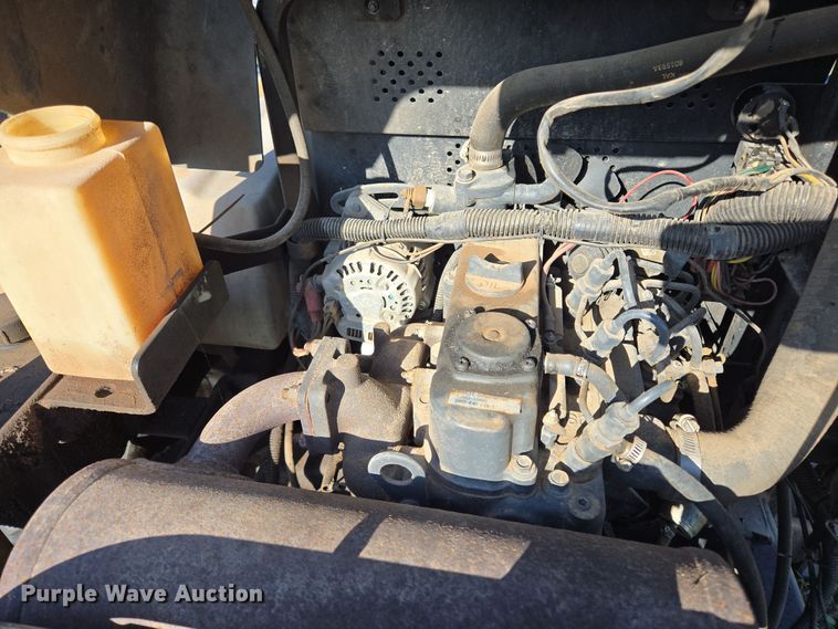 image for item ED2521 2006 Exmark LSX25KD665 ZTR lawn mower