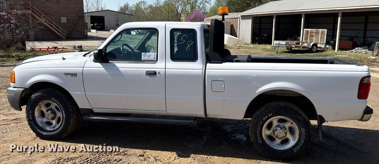 image for item ED4141 2005 Ford Ranger XLT SuperCab pickup truck