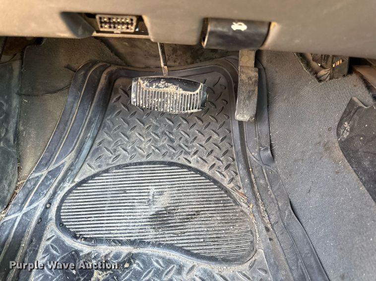 image for item ED4141 2005 Ford Ranger XLT SuperCab pickup truck